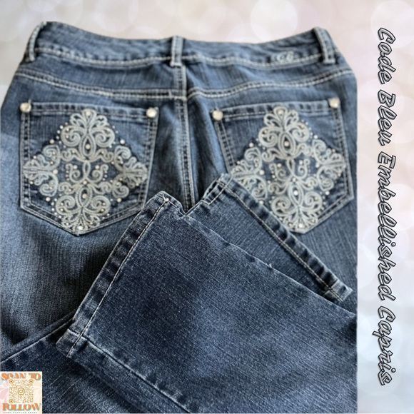 Code Bleu Pants - CAPRIS WITH EMBELLISHED POCKETS (#12)